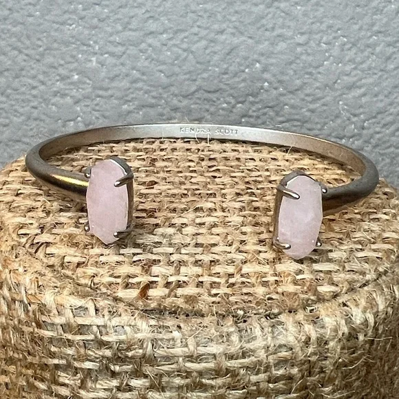 Kendra Scott Edie Silver Cuff Bracelet with Pink Rose Quartz - Picture 3 of 7